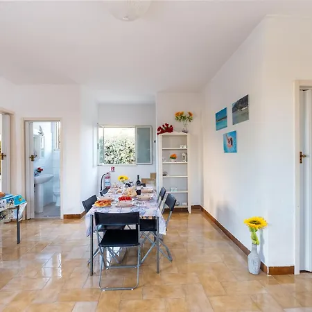 Вилла Torre Cesarea